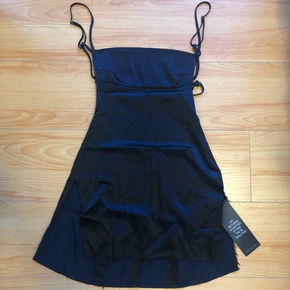 Are you am i missi dress - Picture 4 of 4